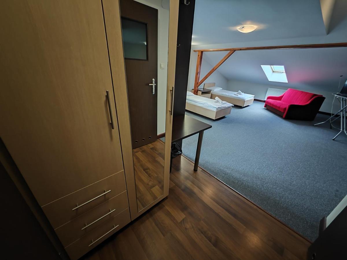 Maka I Magia Obiady Domowe Hotel Zambrow Luaran gambar
